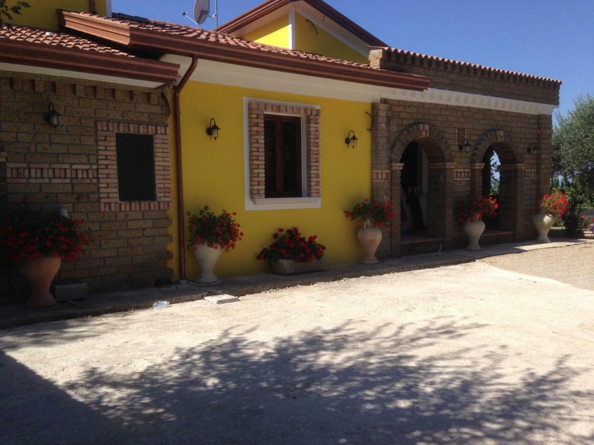 Villa "Casa Al Chiazzullo" Mirabella Eclano Eksteriør bilde
