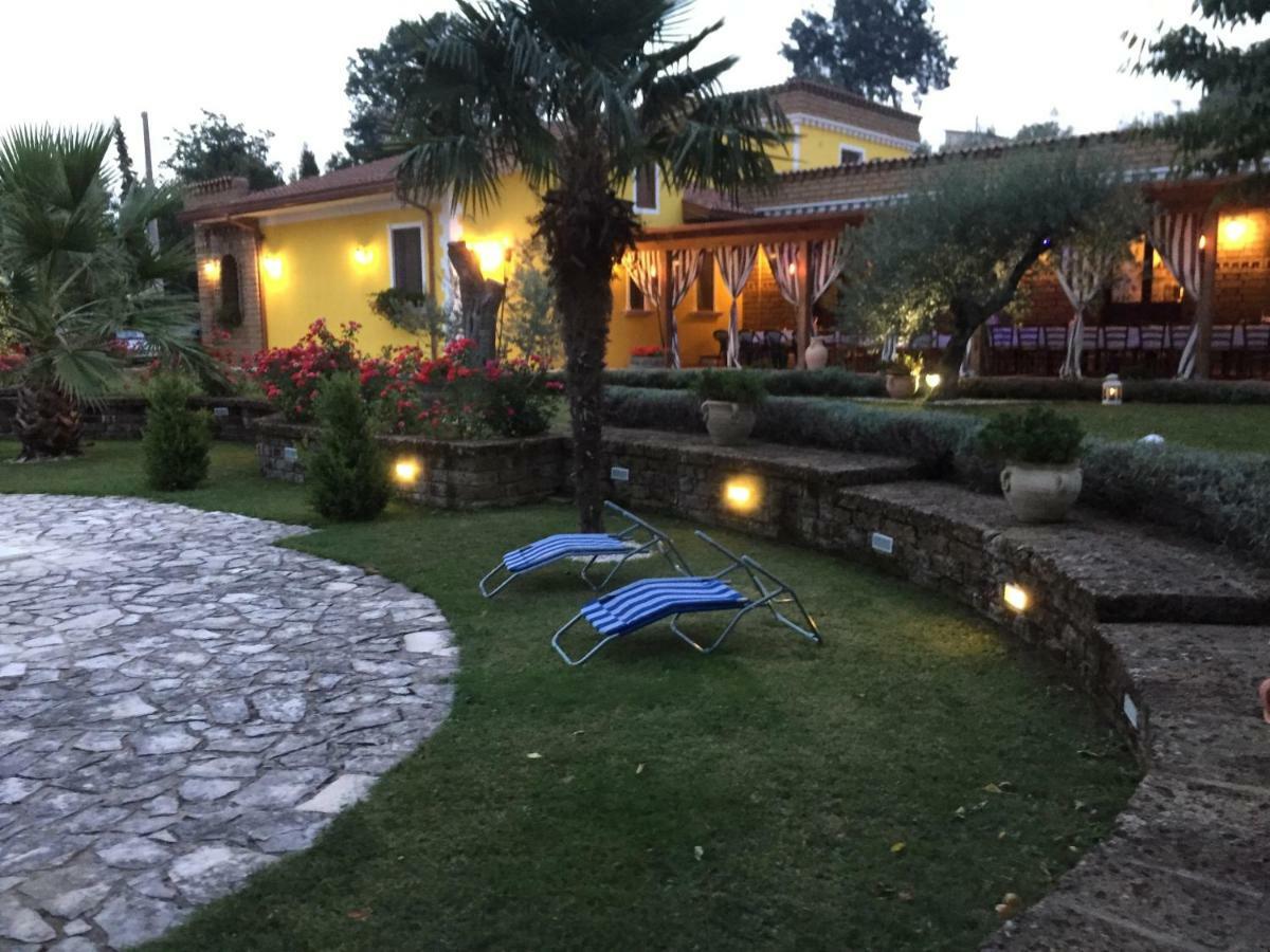 Villa "Casa Al Chiazzullo" Mirabella Eclano Eksteriør bilde