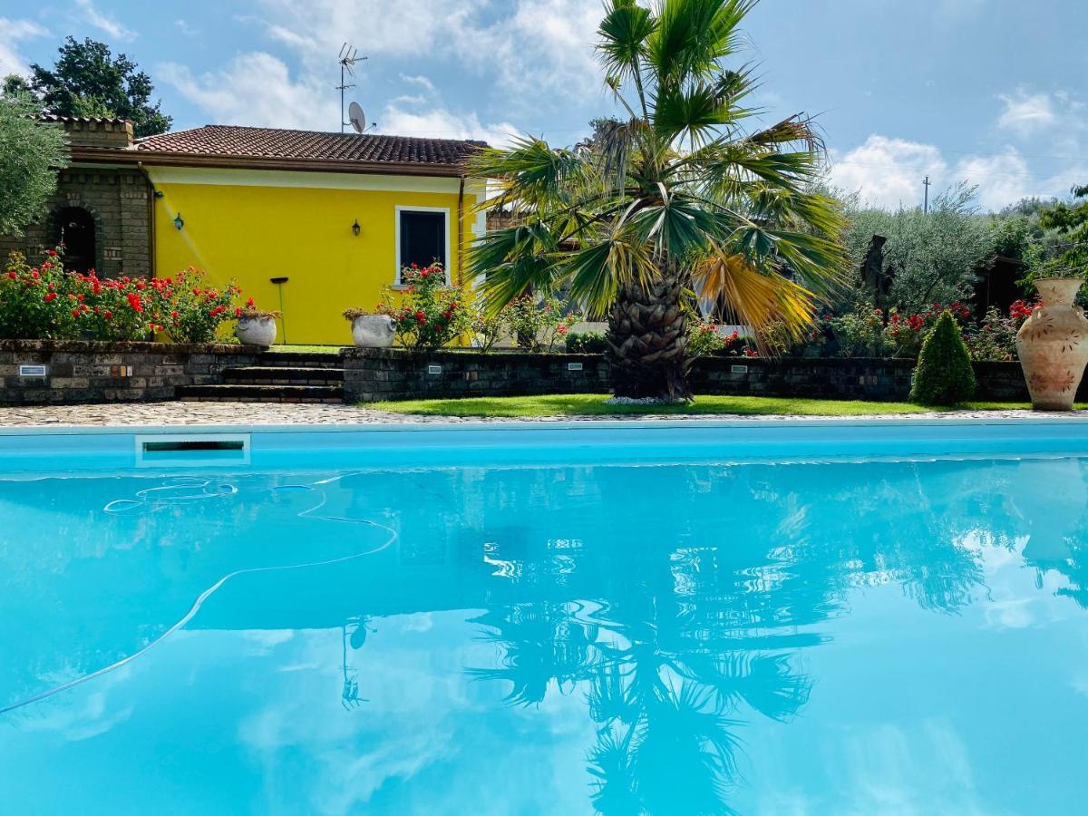 Villa "Casa Al Chiazzullo" Mirabella Eclano Eksteriør bilde